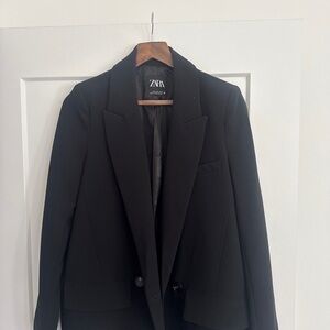 Zara Classic Black Structured Blazer